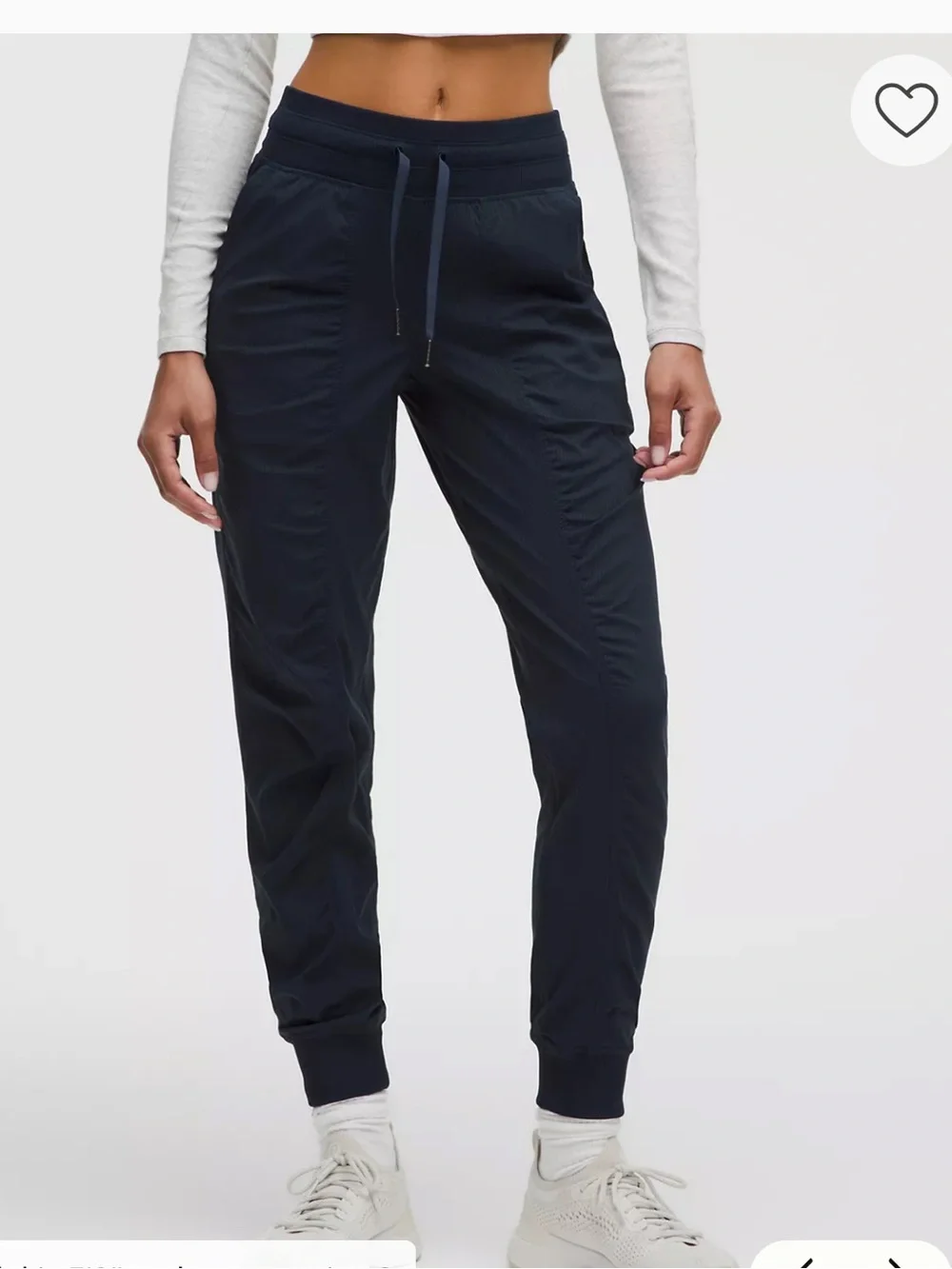 lululemon athletica materials pockets